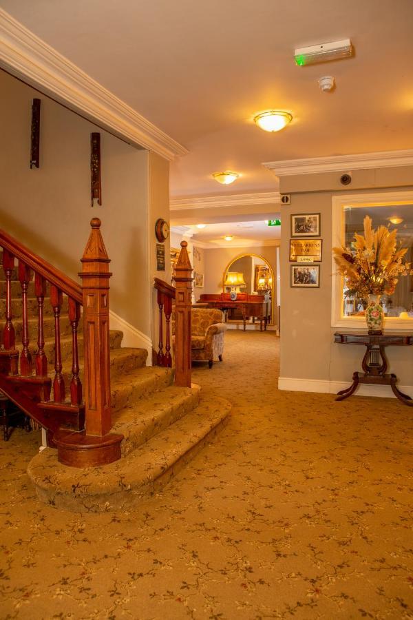 Foyles Hotel Кліфден Екстер'єр фото